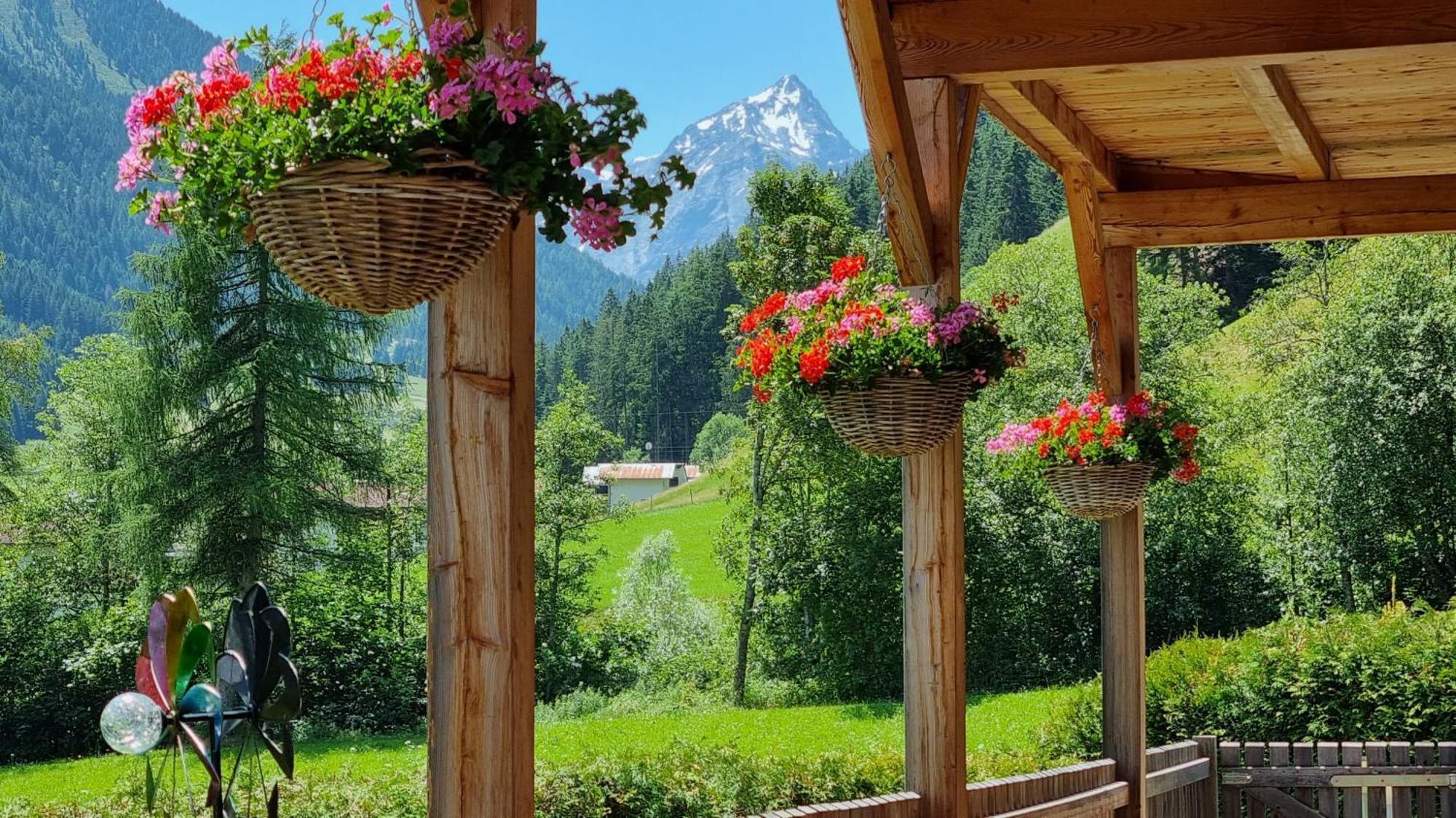 Gaestehaus Landhaus Tyrol グリース・イム・ゼルライン エクステリア 写真
