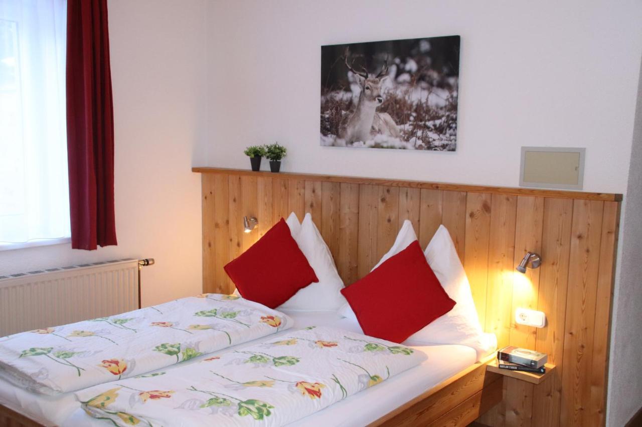 Gaestehaus Landhaus Tyrol グリース・イム・ゼルライン エクステリア 写真